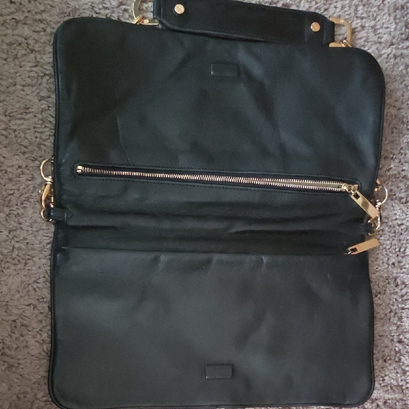 Tory Burch Black and Gold Chain Shoulder Bag - Picture 3 of 5